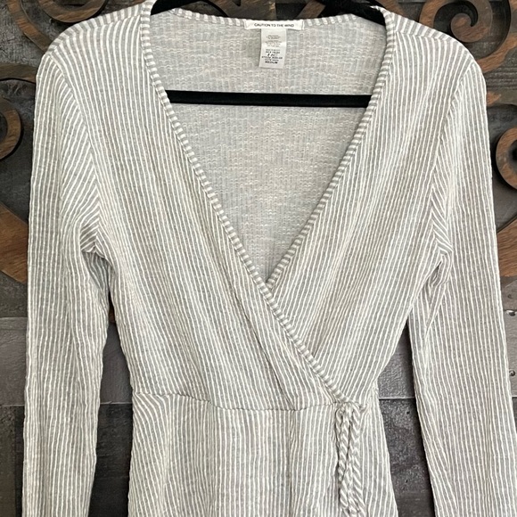 Faux Wrap Top Tie V Neck Pin Stripe Boho Preppy Minimalist Blouse - Picture 10 of 16